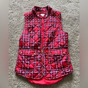 Crown and ivy flannel vest